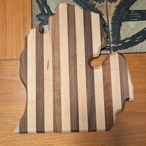 Wooden Michigan Cutting Board